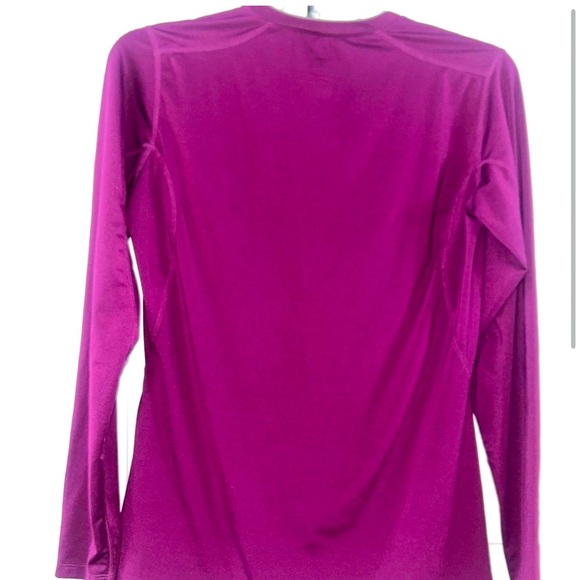 Nike pro combat long sleeve compression shirt size Medium - Picture 3 of 3